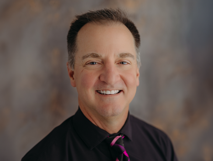 Jeffrey Lowe dds,FAGD smiling